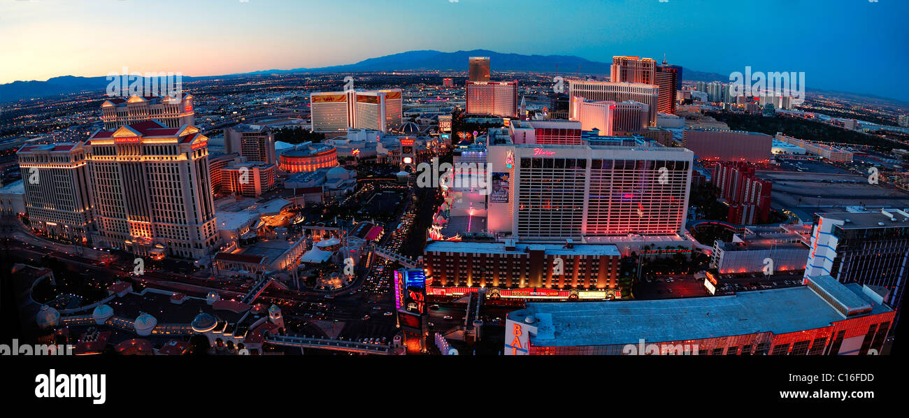 Antenna panorama di Las Vegas Strip al tramonto. Foto Stock