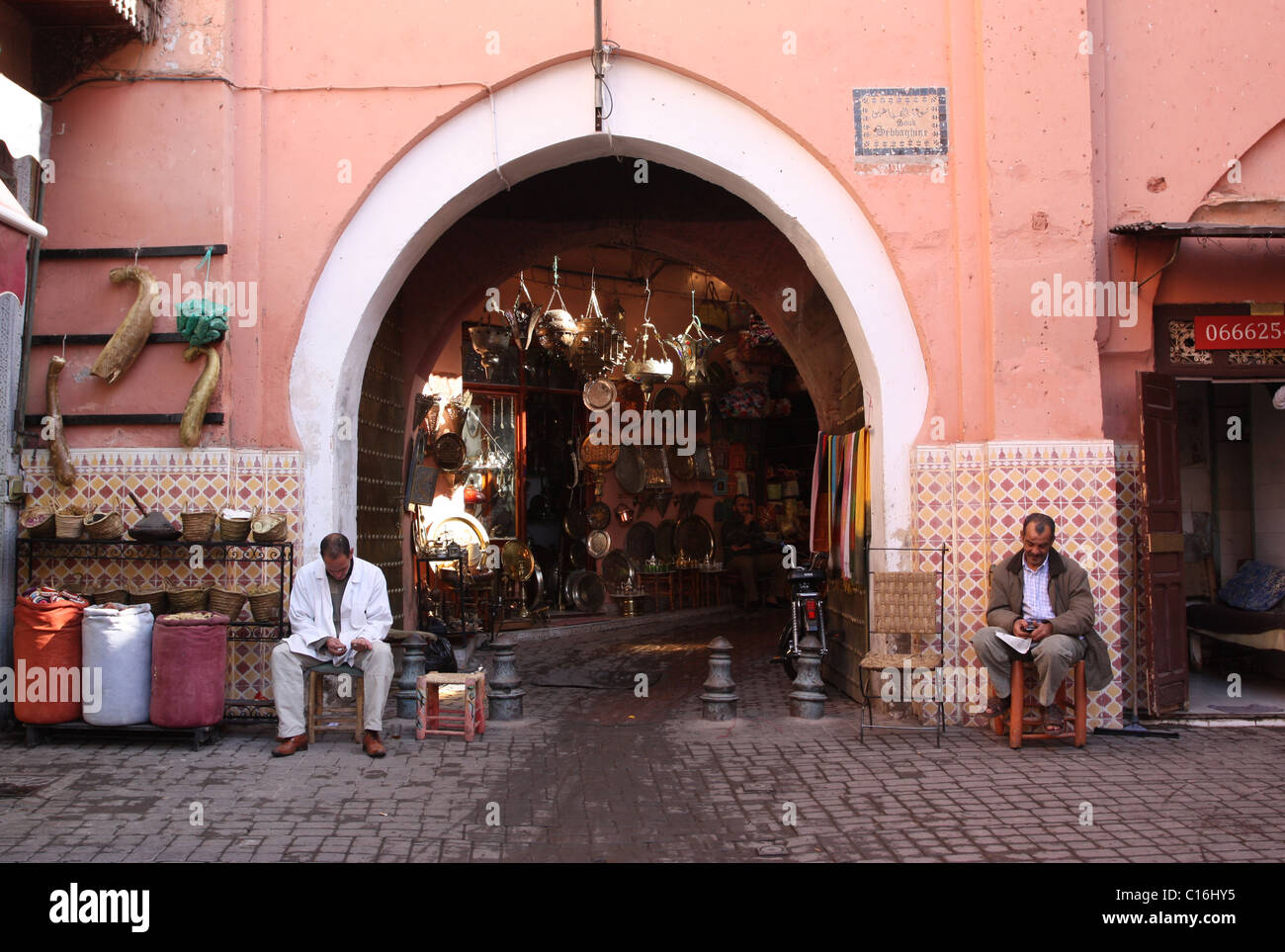 Immagini da tutto il Marocco di Marrakech, tra cui le montagne dell'Atlante, il suk, la Medina e i giardini Majorelle Foto Stock