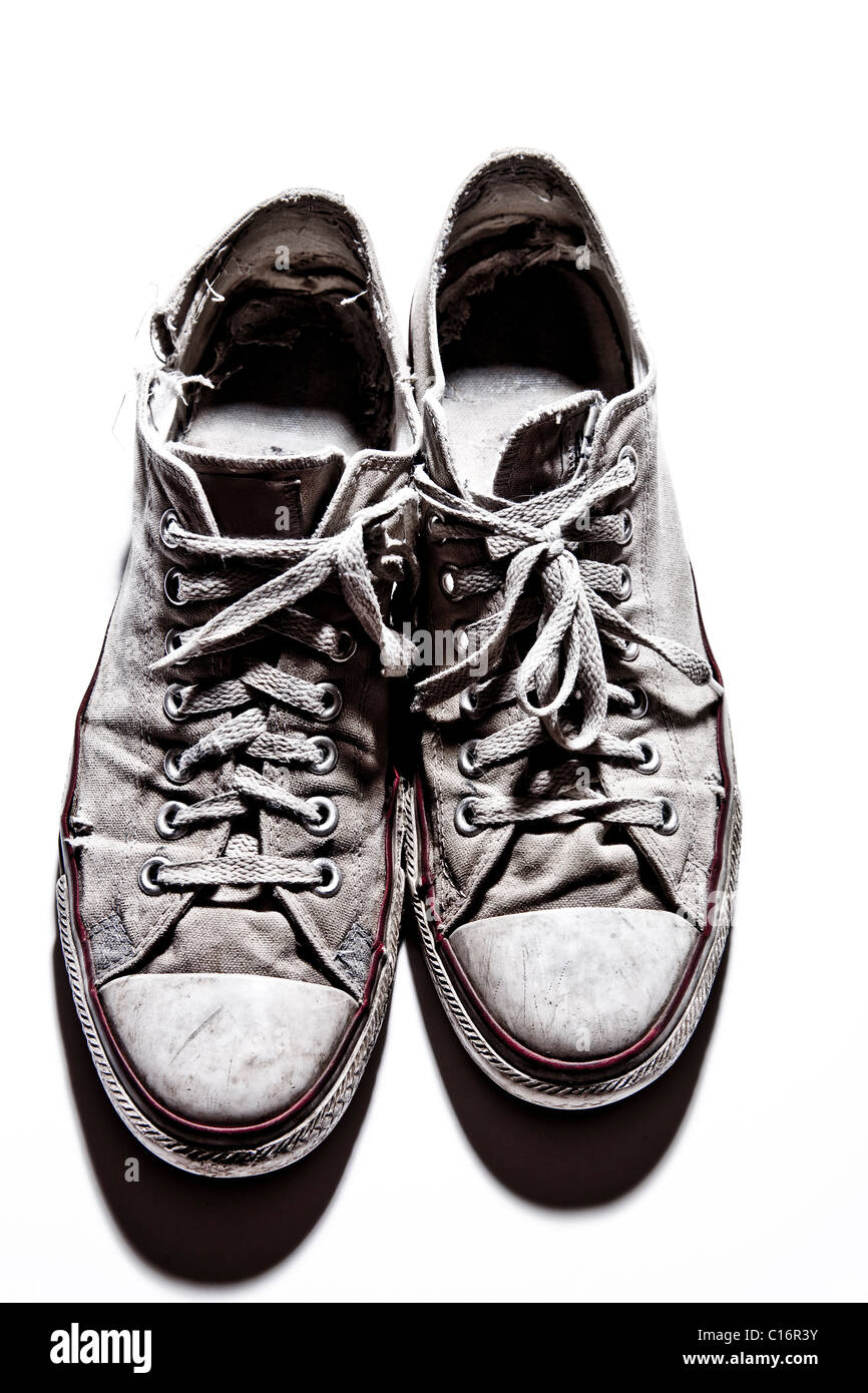 Una coppia di Converse All Star scarpe Foto Stock