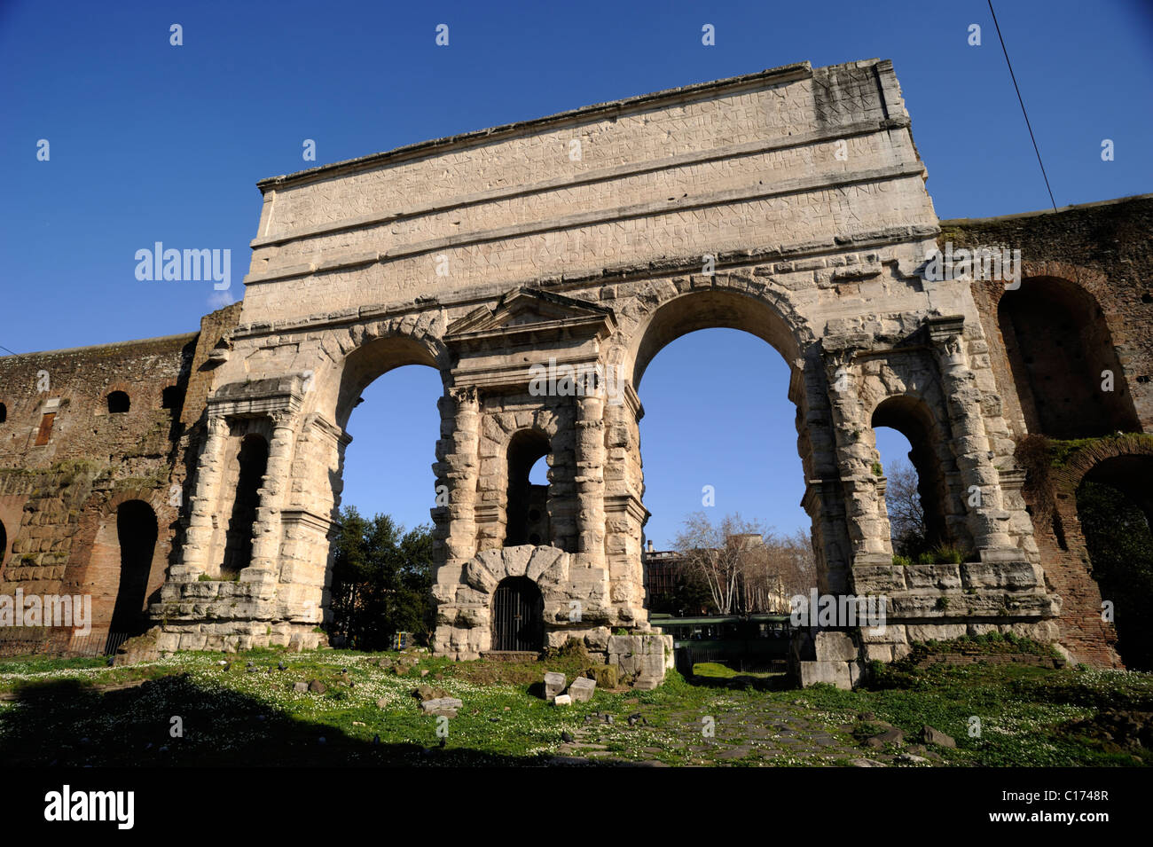 Italia, Roma, porta maggiore, antica porta romana Foto Stock