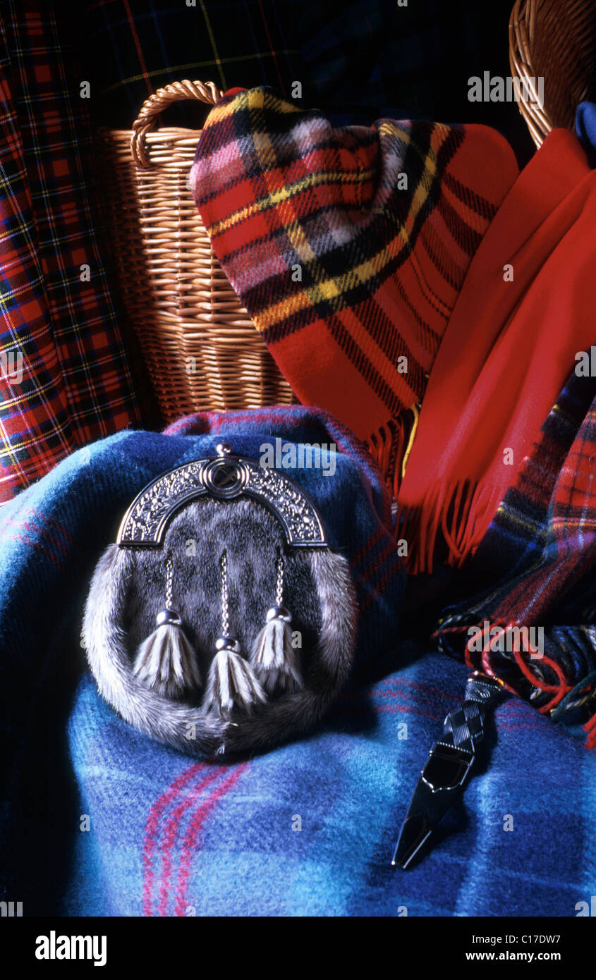 Regno Unito, Scozia, Lochcarron Scottish tartesi Foto Stock