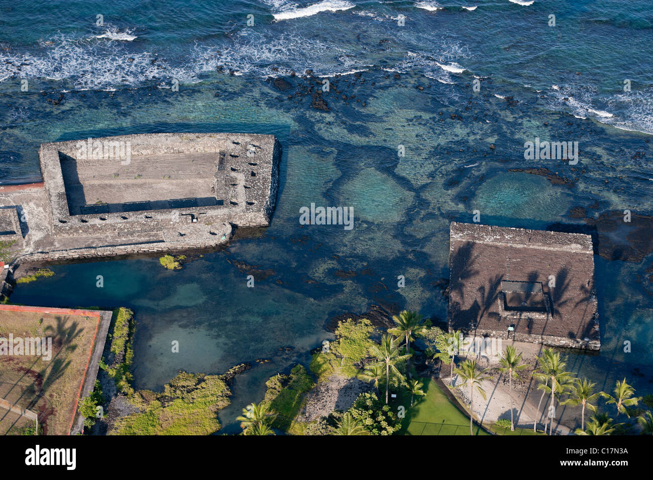 Antenna della sacra Hawaiian heiau (templi) in Keauhou, Hawaii- Ke'eku sulla sinistra, Hapaiali io sulla destra. Foto Stock