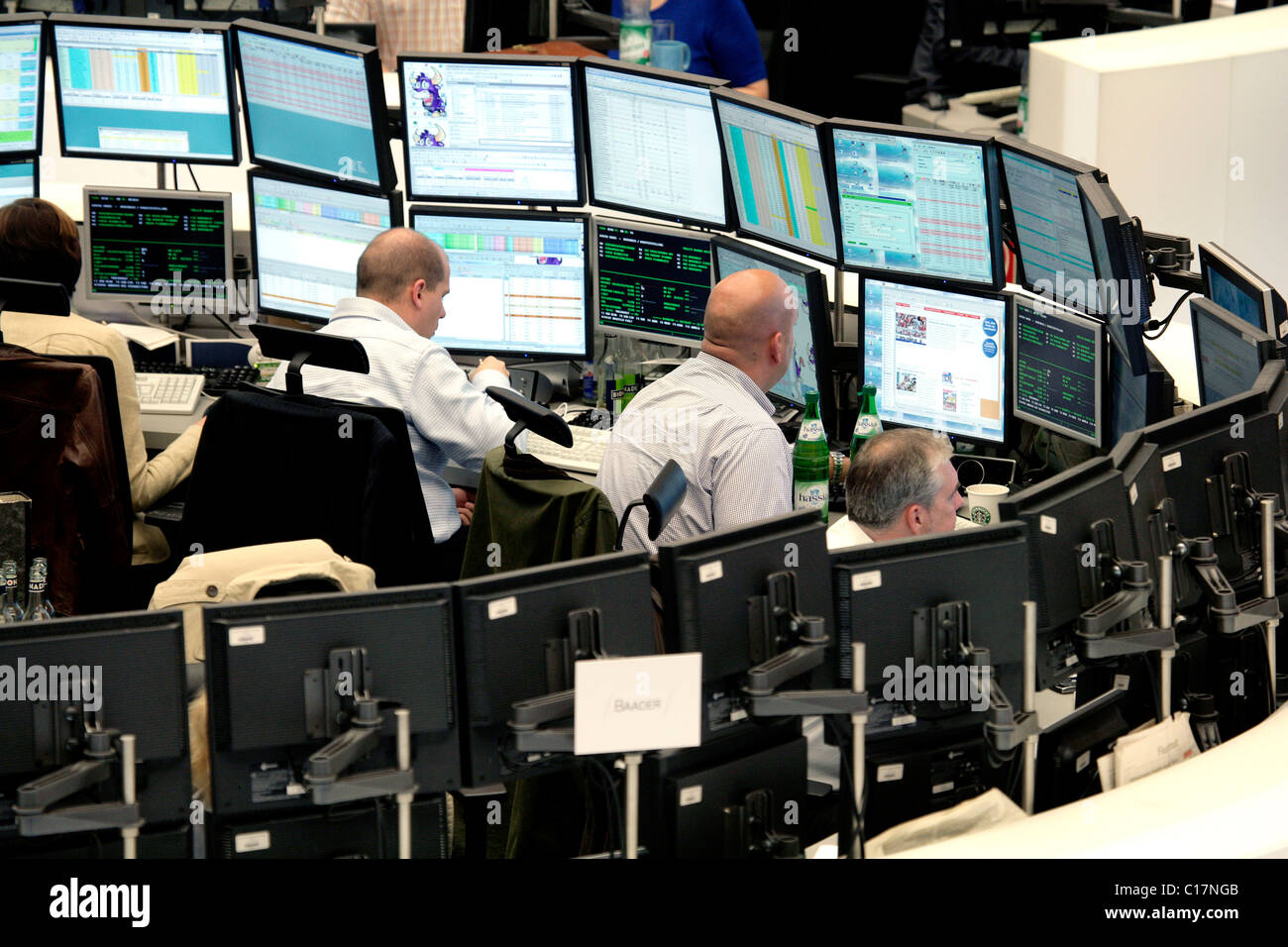 Il trading floor della borsa di Francoforte DELLA DEUTSCHE BOERSE AG a Francoforte sul Meno, Hesse - Propertyrights Foto Stock