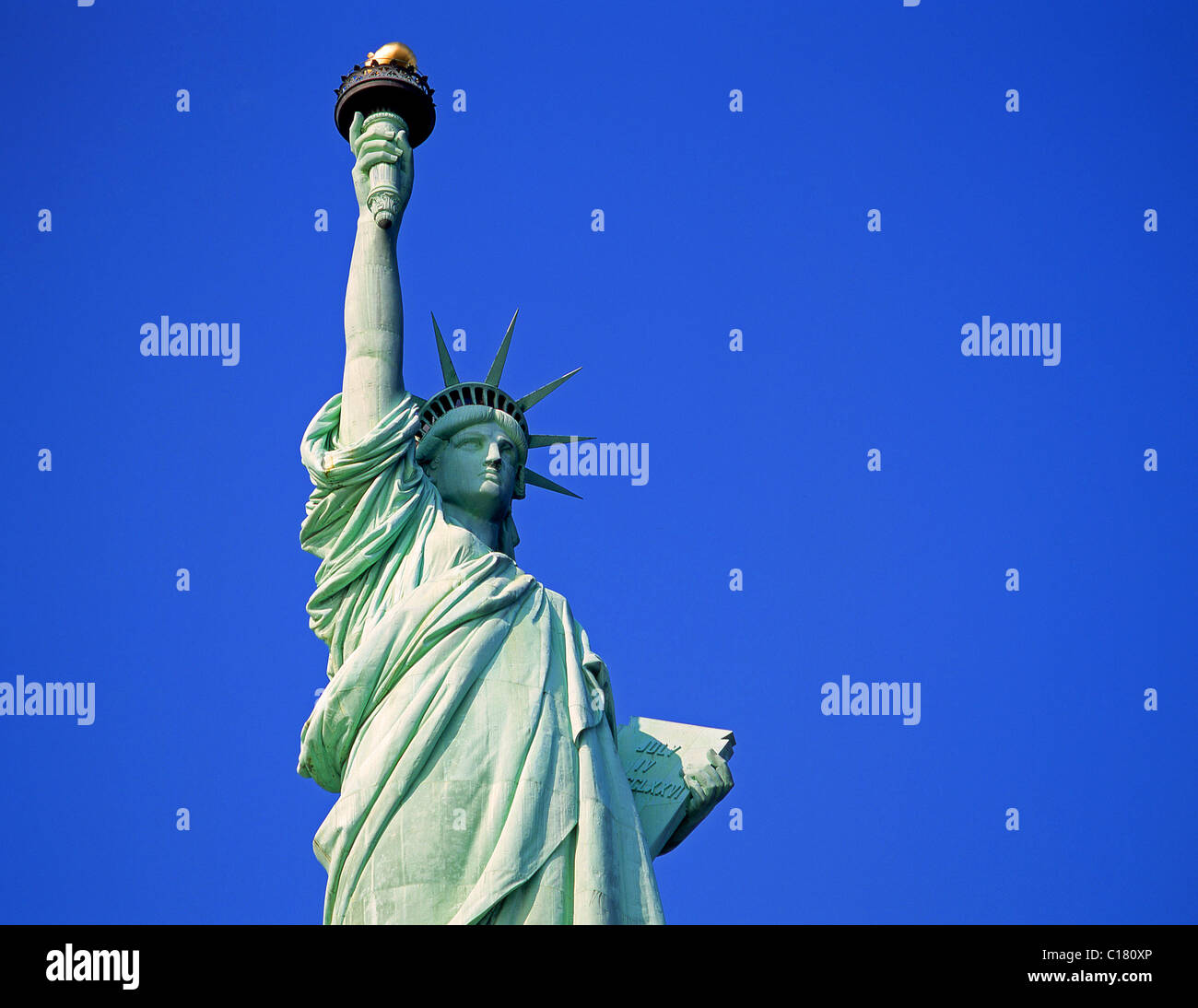 Statua della Libertà monumento nazionale, Liberty Island e il porto di New York, nello Stato di New York, Stati Uniti d'America Foto Stock