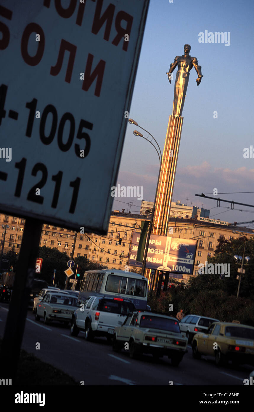 La Russia, Mosca, Iouri Gagarine statua sul Viale Lenin Foto Stock