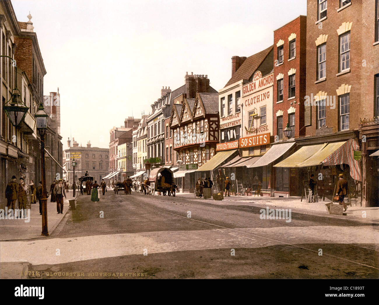 Stampa storica a colori fotocromatica intorno al 1890 di Southgate Street a Gloucester, Inghilterra. Foto Stock