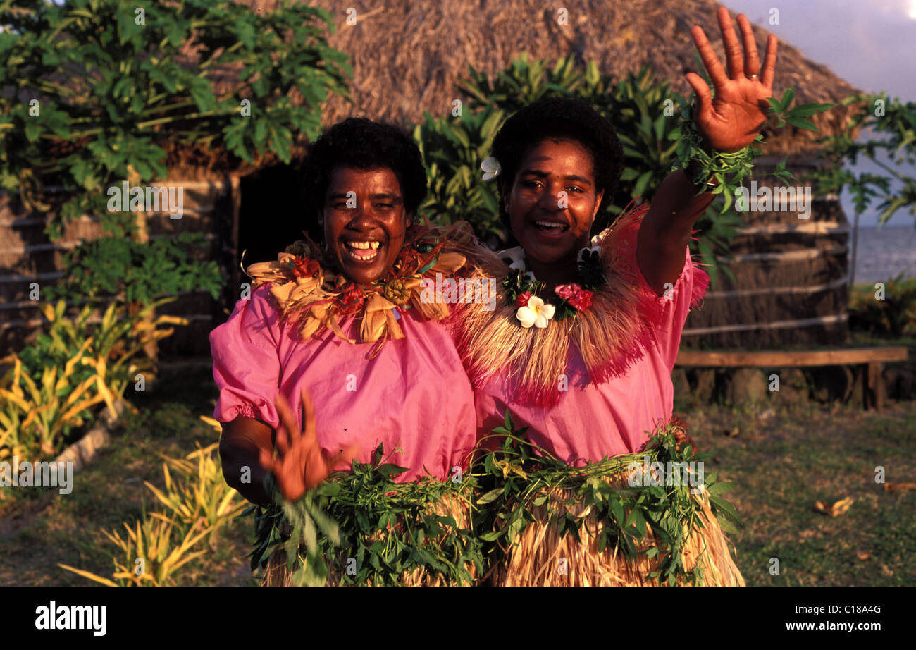 Isole Fiji, arcipelago Yasawa, Fijiani in costume tradizionale Foto Stock