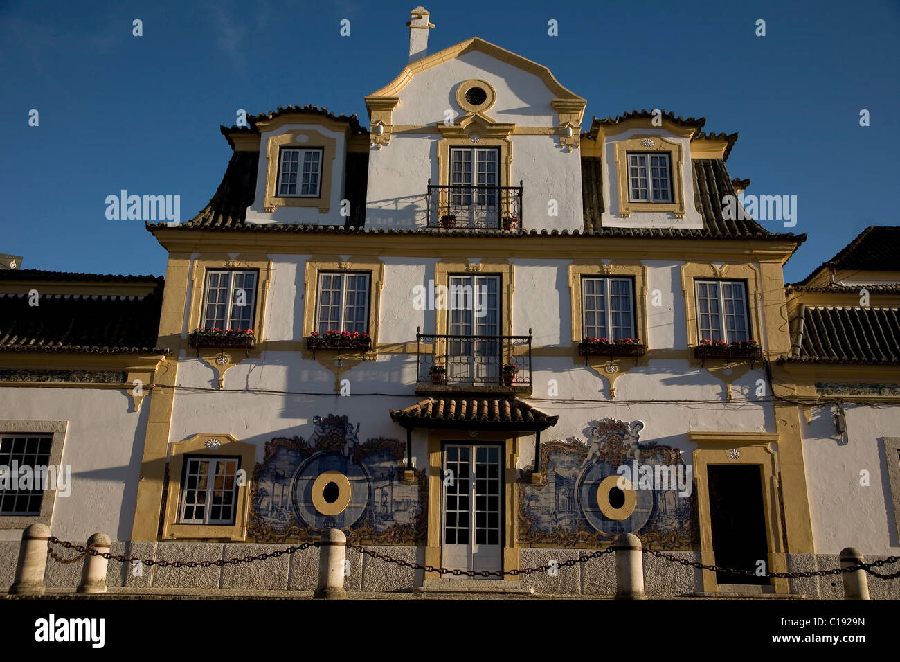 La facciata della Bodega Jose Maria Fonseca, Vila Nogueira de Azeitão, Setoebal, Portogallo, Europa Foto Stock
