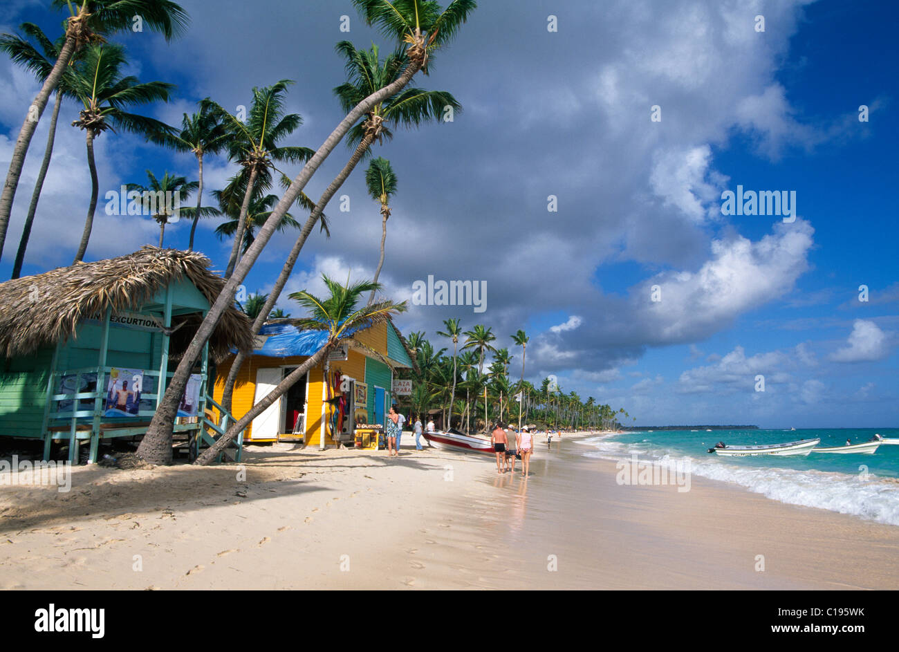 Le capanne, Palm Beach Playa Bavaro vicino a Punta Cana, Repubblica Dominicana, dei Caraibi Foto Stock