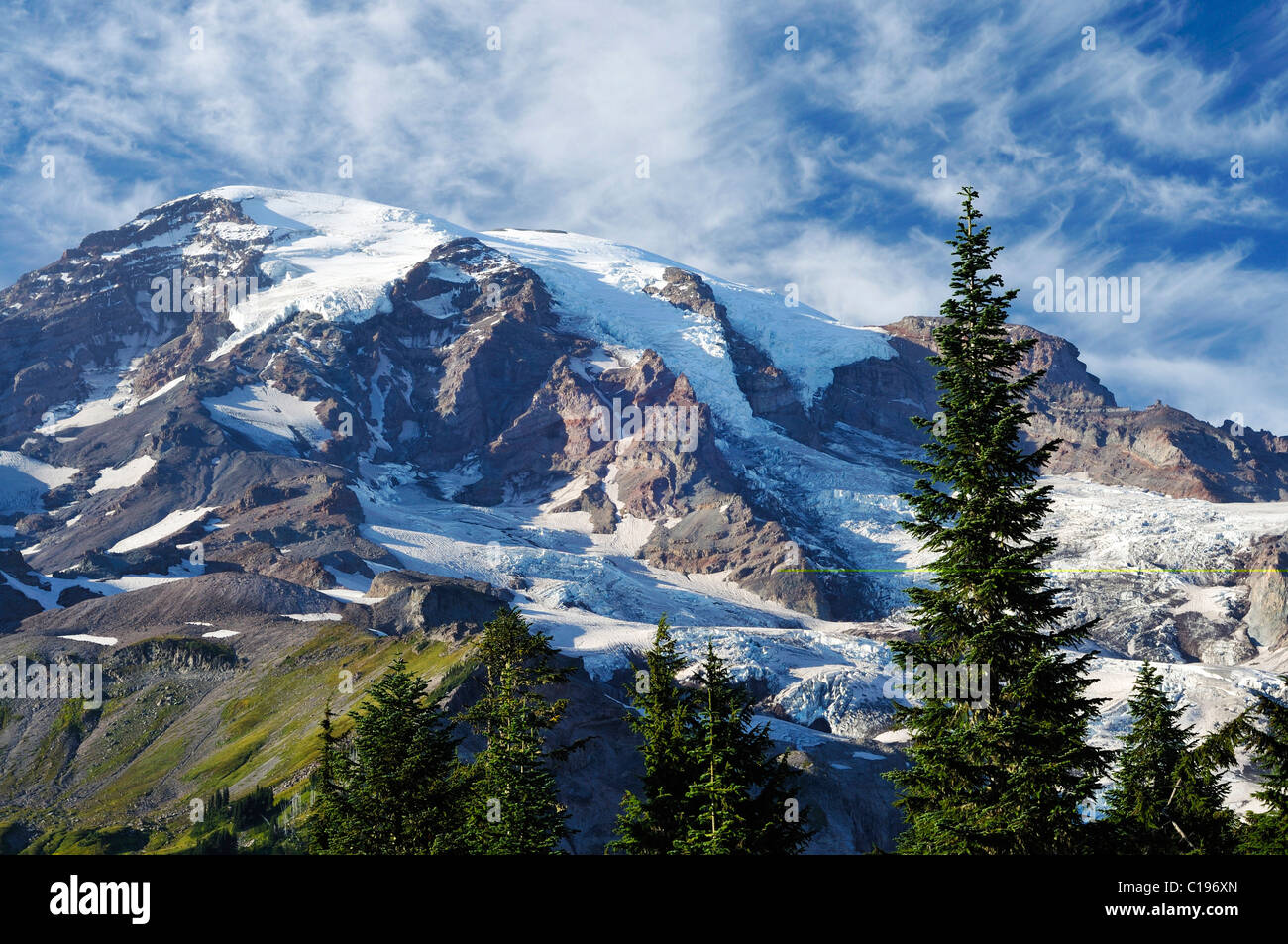 Vista del Monte Rainier Glacier dal ghiacciaio Nisqually Vista, il Parco Nazionale del Monte Rainier, Washington, USA, America del Nord Foto Stock