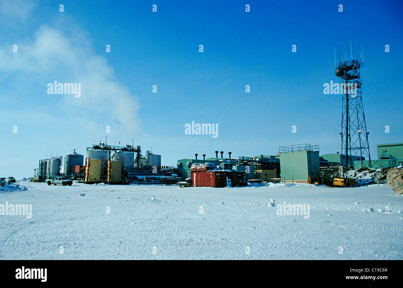L'estrazione di olio sito in inverno, Prudhoe Bay, Alaska, STATI UNITI D'AMERICA Foto Stock