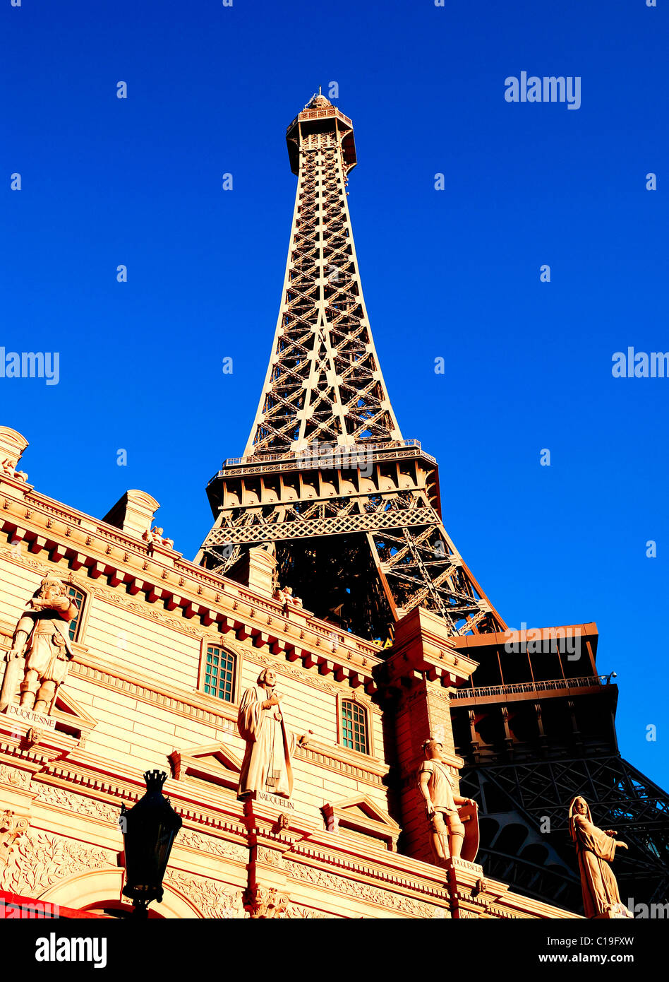 Torre Eiffel Hotel Casino, Las Vegas, Nevada sulla striscia. Foto Stock