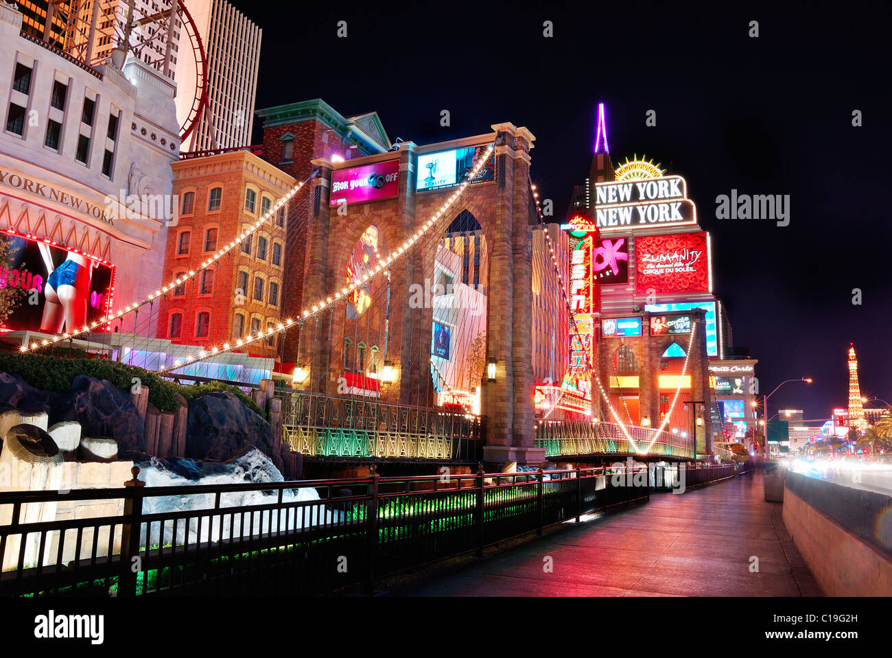 Las Vegas strip street scena notturna Foto Stock