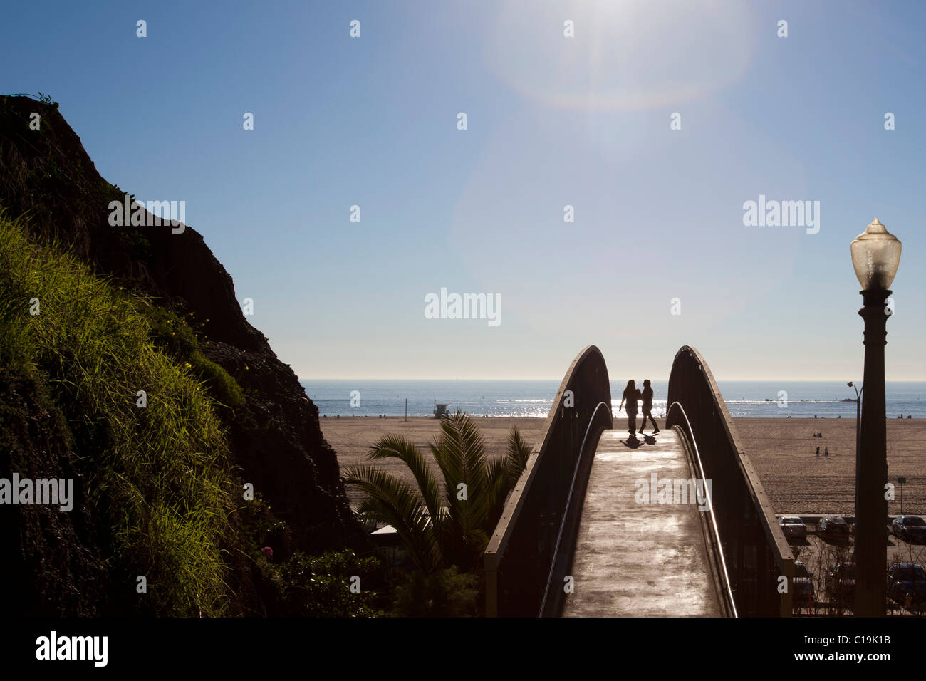 Ponte pedonale sulla Pacific Coast Highway, Palisades Park, Santa Monica, California, Stati Uniti d'America Foto Stock
