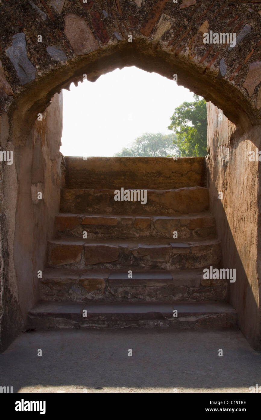 Scala di un fort, Jhansi Fort, Jhansi, Uttar Pradesh, India Foto Stock