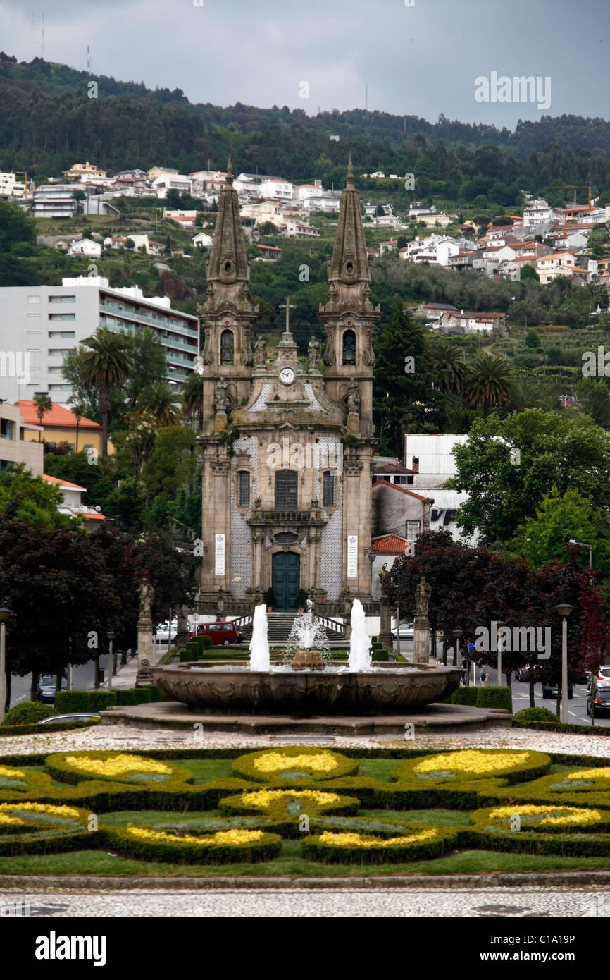 Veduta della chiesa Santos Passos de Nossa Senhora da Consolação situato sulla città di Guimarães sul nord del Portogallo. Foto Stock