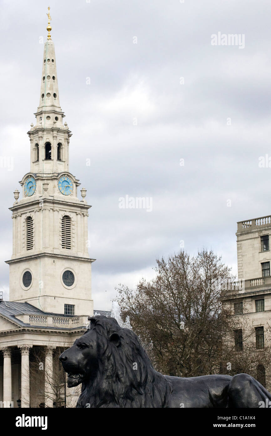 Trafalgar Square nel cuore della Londra Inghilterra Foto Stock