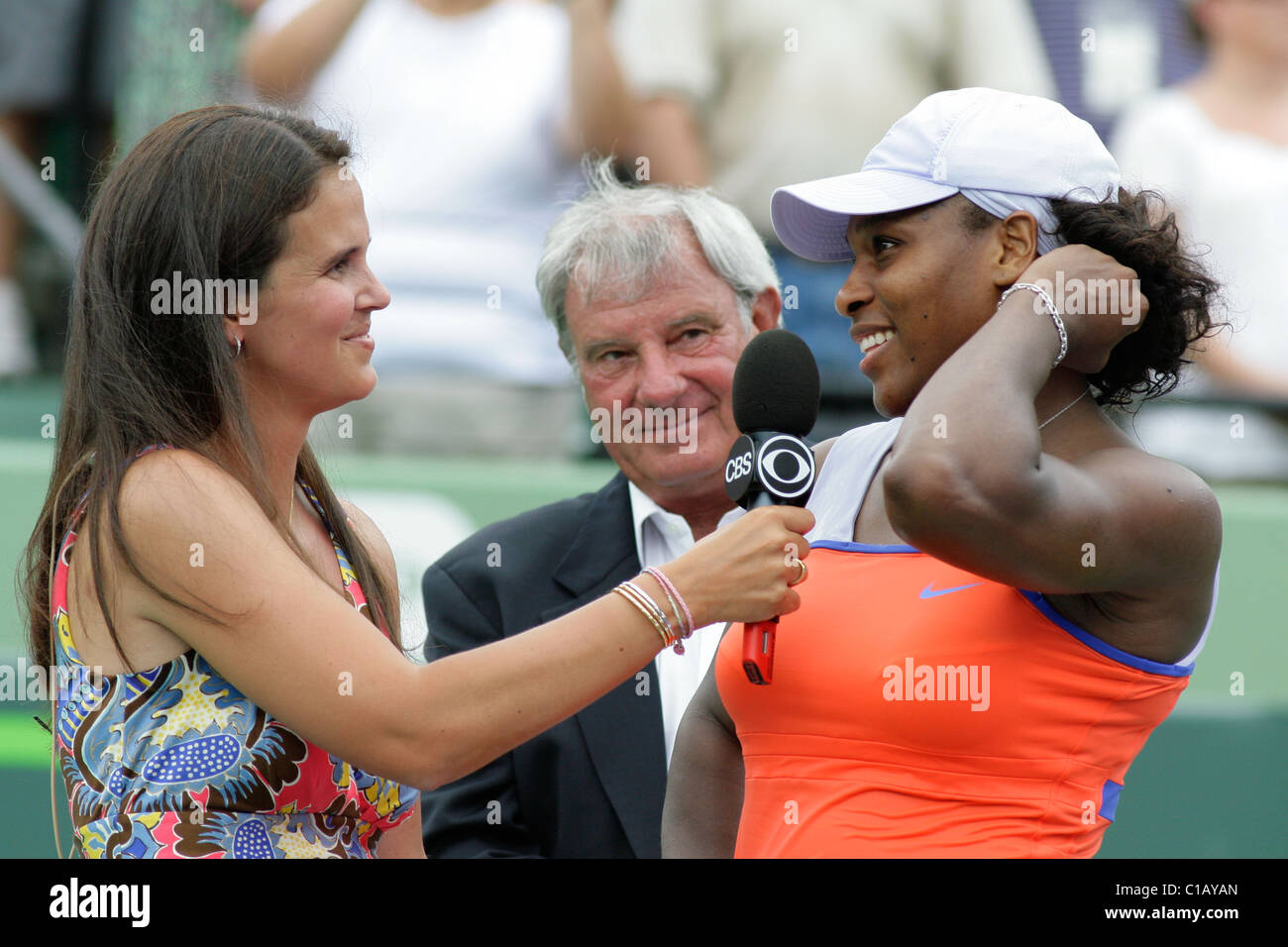 Serena Williams durante il trofeo femminile della presentazione al giorno 13 del Sony Ericsson Open Key Biscayne, Florida - 04.04.09 : Foto Stock