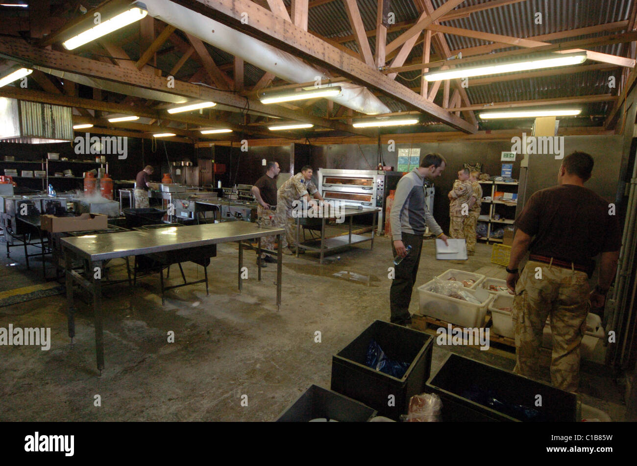 Un esercito marche sul suo stomaco e per mantenere il morale ed è importante che il cibo è buono. Foto Stock