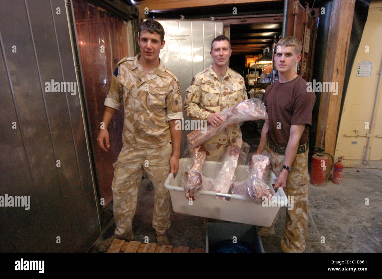 Un esercito marche sul suo stomaco e per mantenere il morale ed è importante che il cibo è buono. Foto Stock