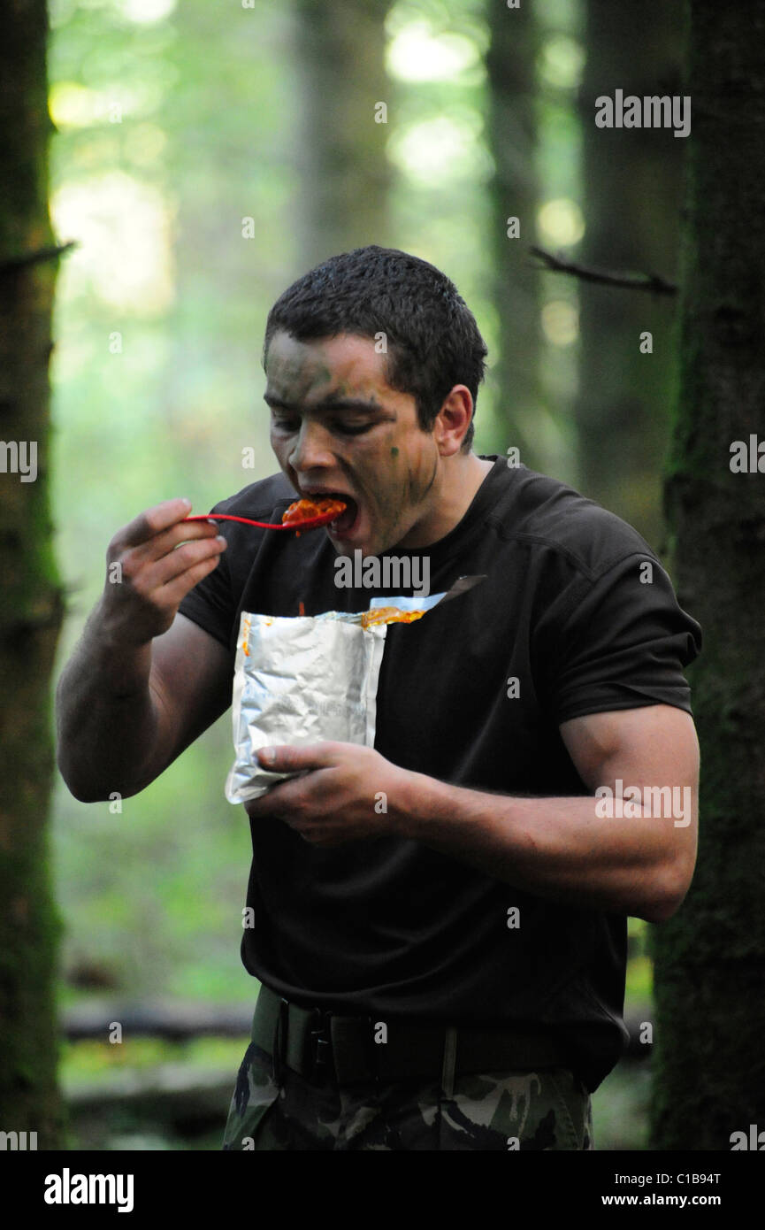 Un esercito marche sul suo stomaco e per mantenere il morale ed è importante che il cibo è buono. Foto Stock