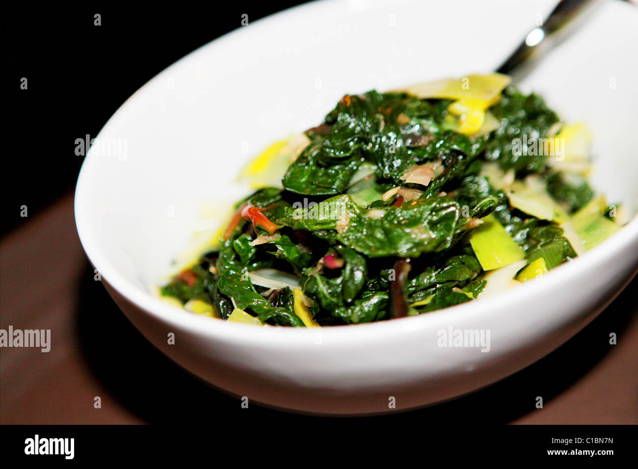 Il cibo gourmet Pasto vegetariano piatto vegetariano cucina cuocere gli spinaci culinaria Foto Stock