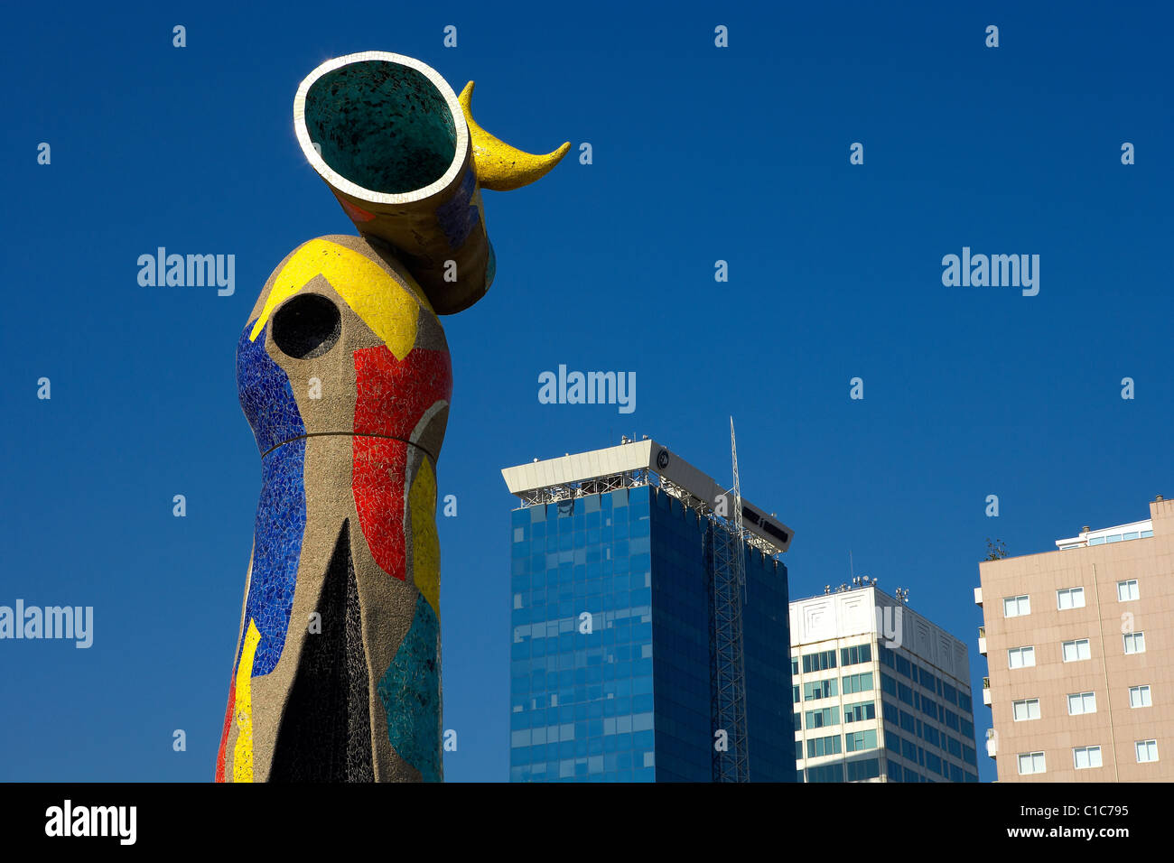 "Donna e uccello' . La scultura di Joan Miro. Barcellona. Spagna. Foto Stock