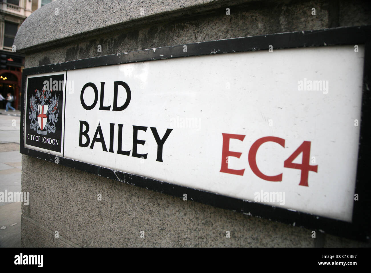 Vista generale gv della strada segno della Old Bailey a Londra, Inghilterra. Foto Stock