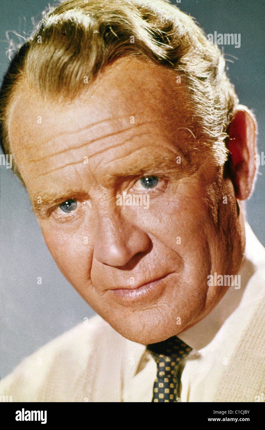 JOHN MILLS RITRATTO MILL 002 COLLEZIONE MOVIESTORE LTD Foto Stock