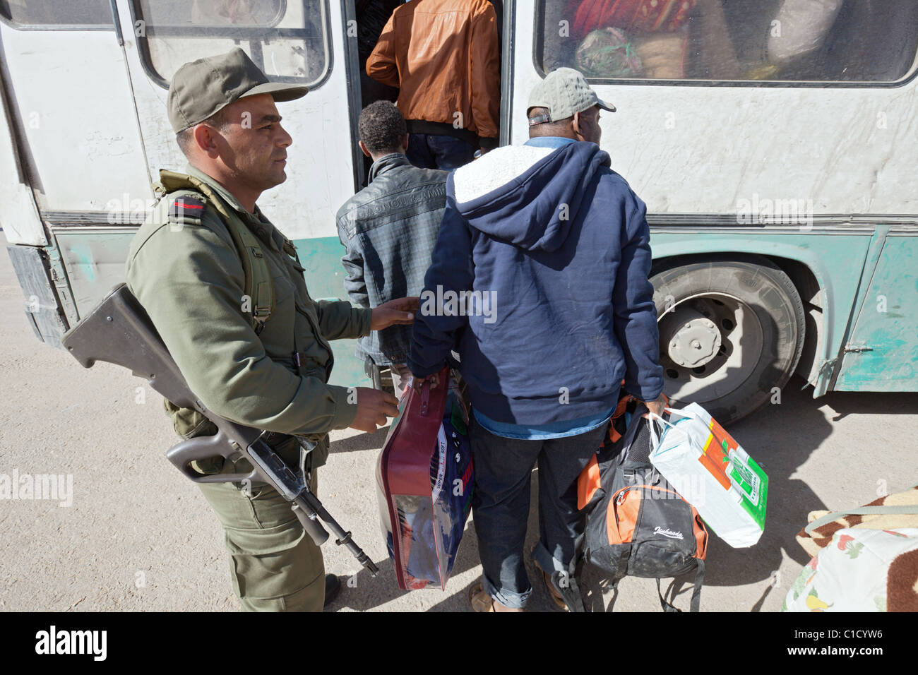 I rifugiati sul confine tunisino, Ben Gardane, Tunisia Foto Stock