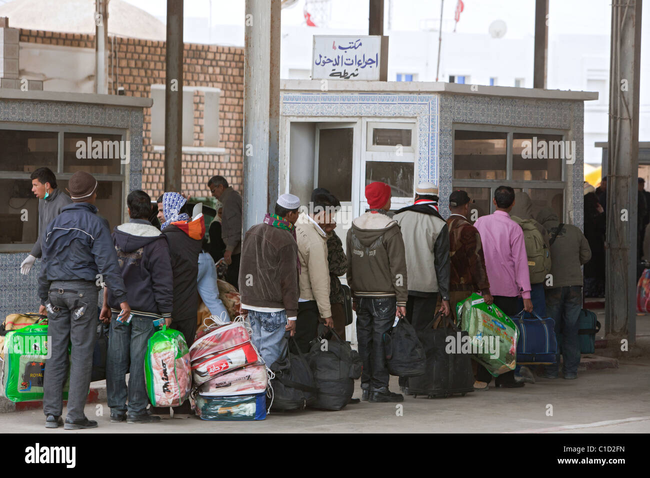 I rifugiati sul confine tunisino, Ben Gardane, Tunisia Foto Stock