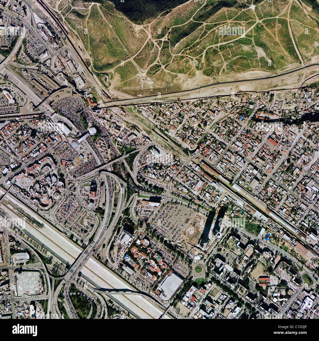 Mappa aerea vista al di sopra di Tijuana, Messico a San Ysidro Mexican American border crossing Foto Stock