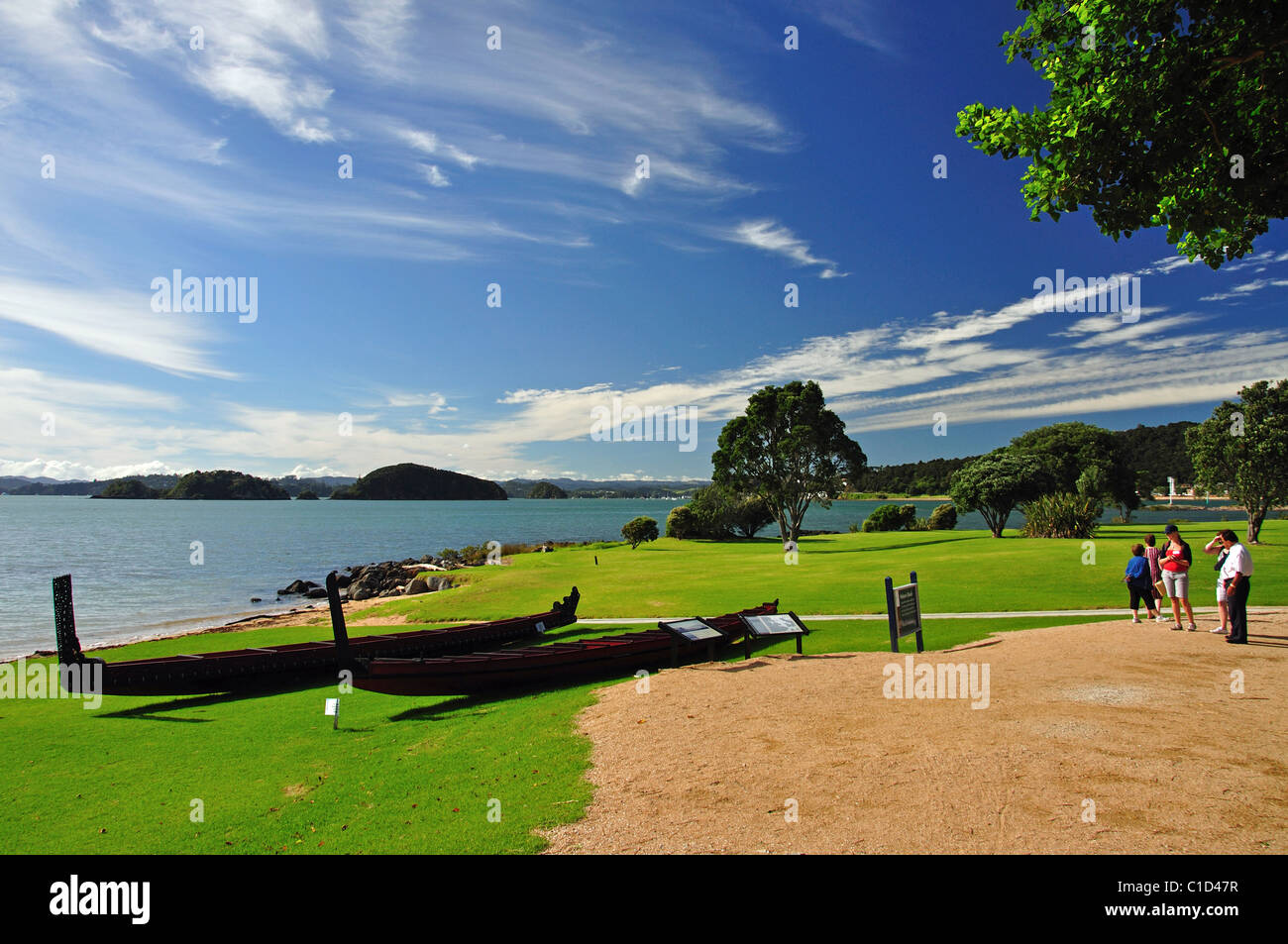 Maori canoe, Hobson's Beach, Waitangi Treaty Grounds, Waitangi, Baia delle Isole, regione di Northland, Isola del nord, Nuova Zelanda Foto Stock