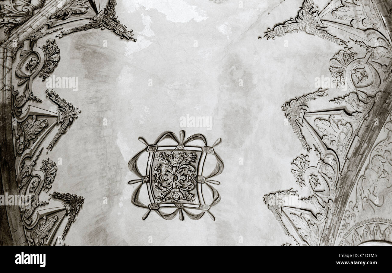 Il design del soffitto in una moschea di Istanbul in Turchia. Foto Stock