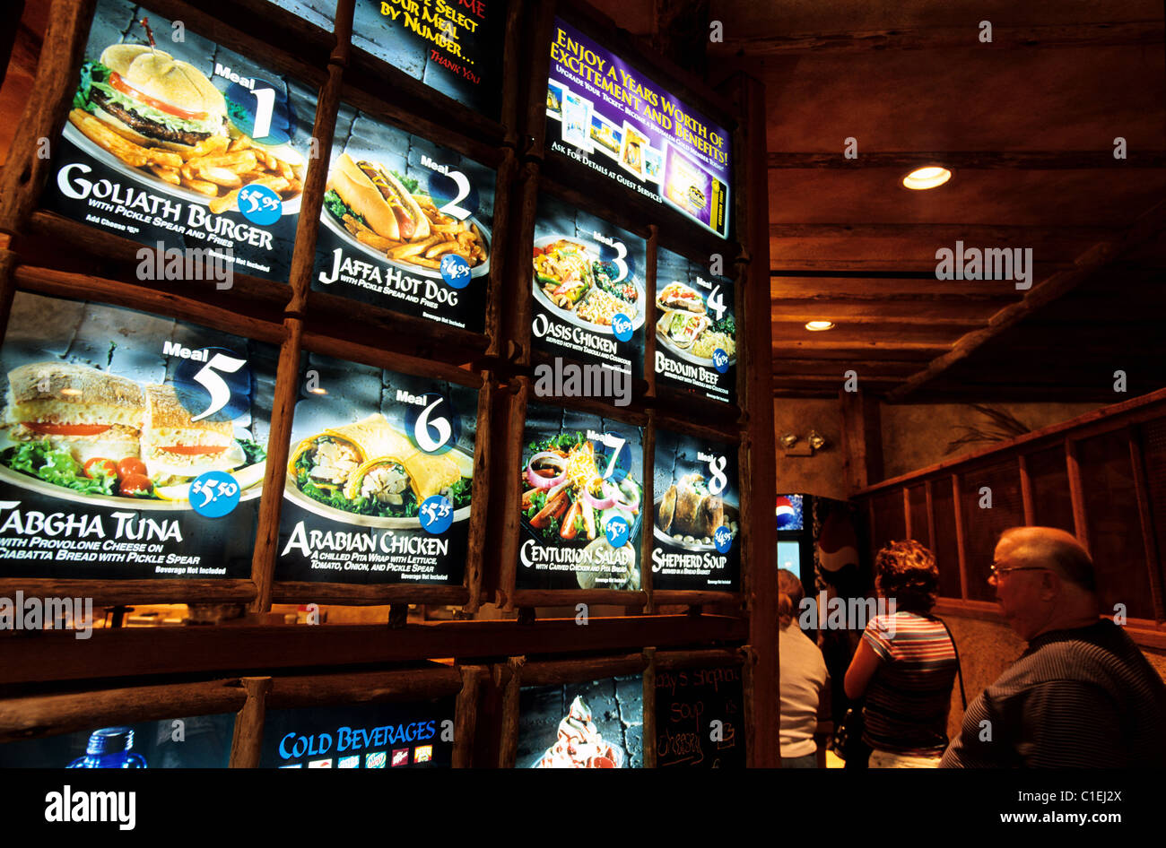 Stati Uniti, Florida, Orlando, Terra Santa expirence Amusement Park, oasi di palme Cafeî Foto Stock