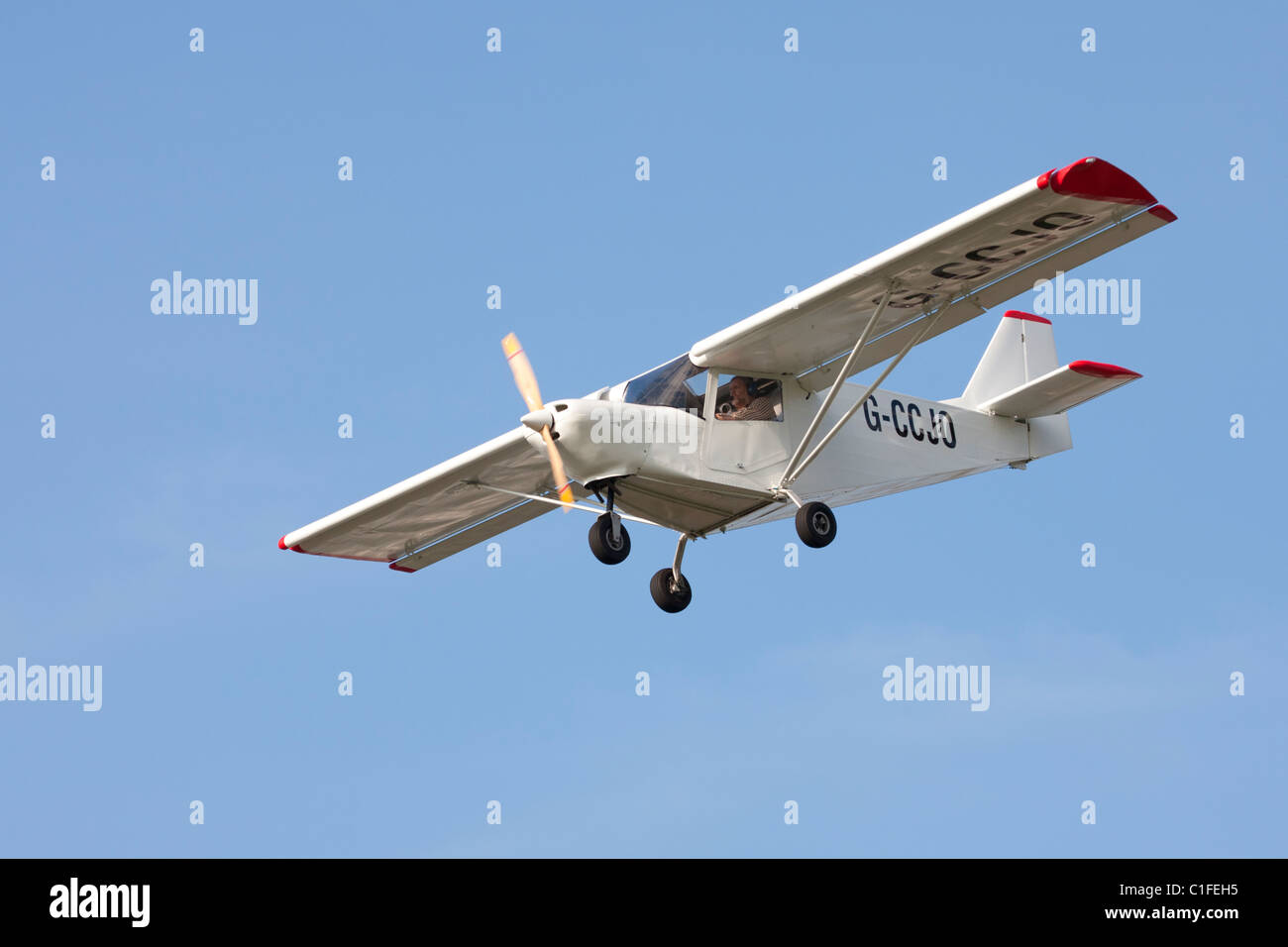 Savana Jabiru Aeroporto (4) G-CCJO in volo in atterraggio a Sandtoft Airfield Foto Stock