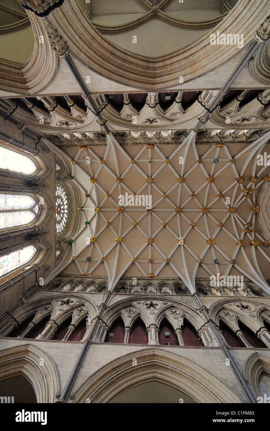 Interno della cattedrale di York Minster, una pietra miliare nella cattedrale di York, Inghilterra. Foto Stock