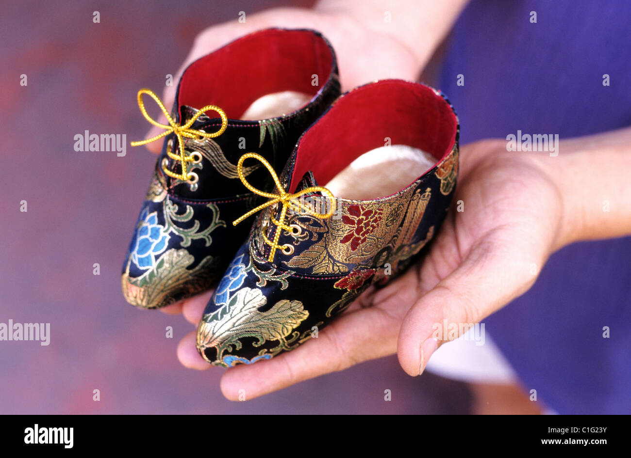 Malesia Malacca, cinese pantofola per piede bendato Foto Stock