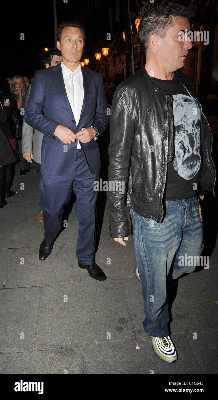 Martin Kemp e John Keeble di Spandau Ballet fuori Krystle nightclub Dublin, Irlanda - 23.05.09 Foto Stock