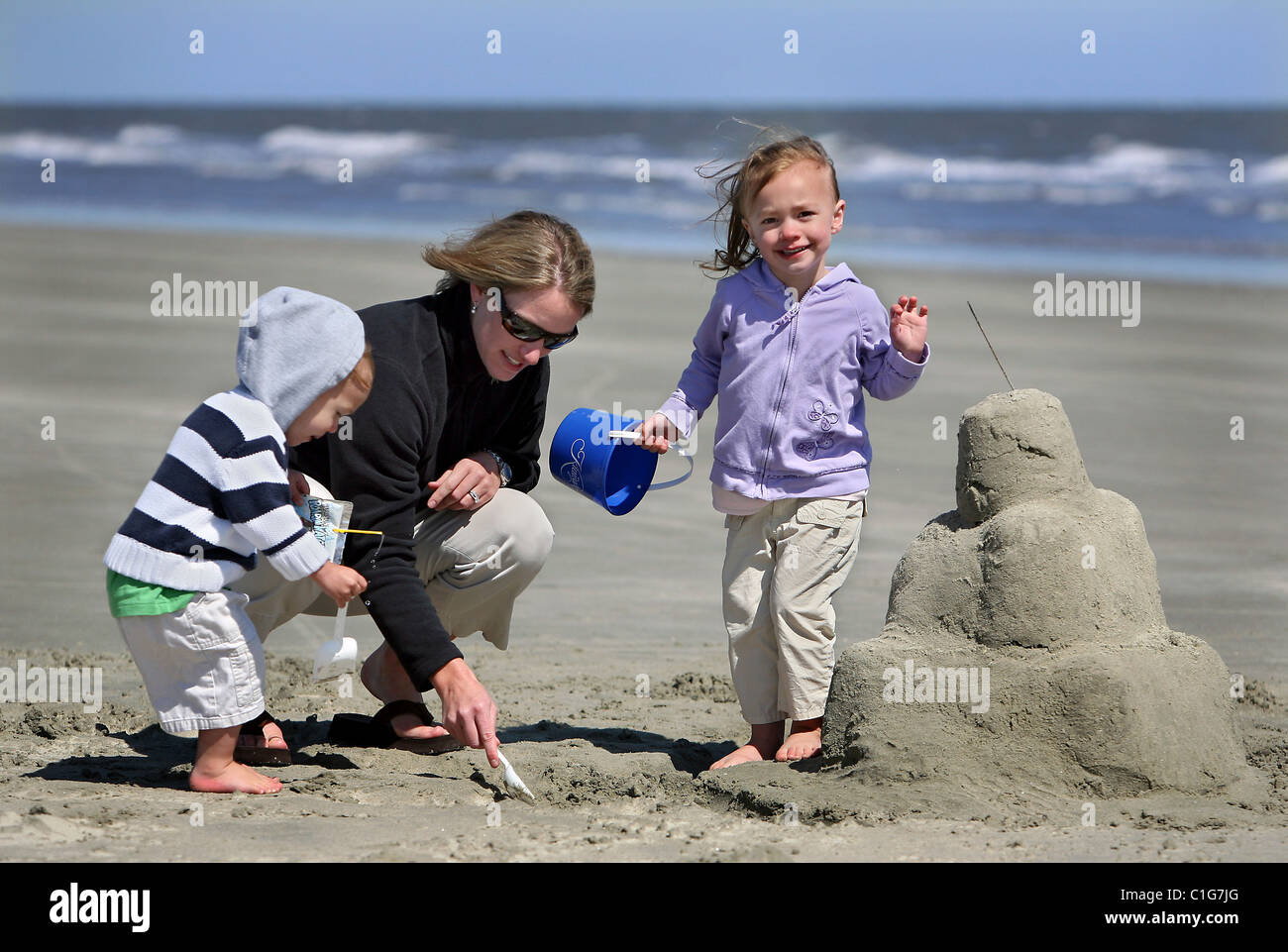Stile di vita famiglia sulla spiaggia di Kiawah Island, SC. Foto Stock