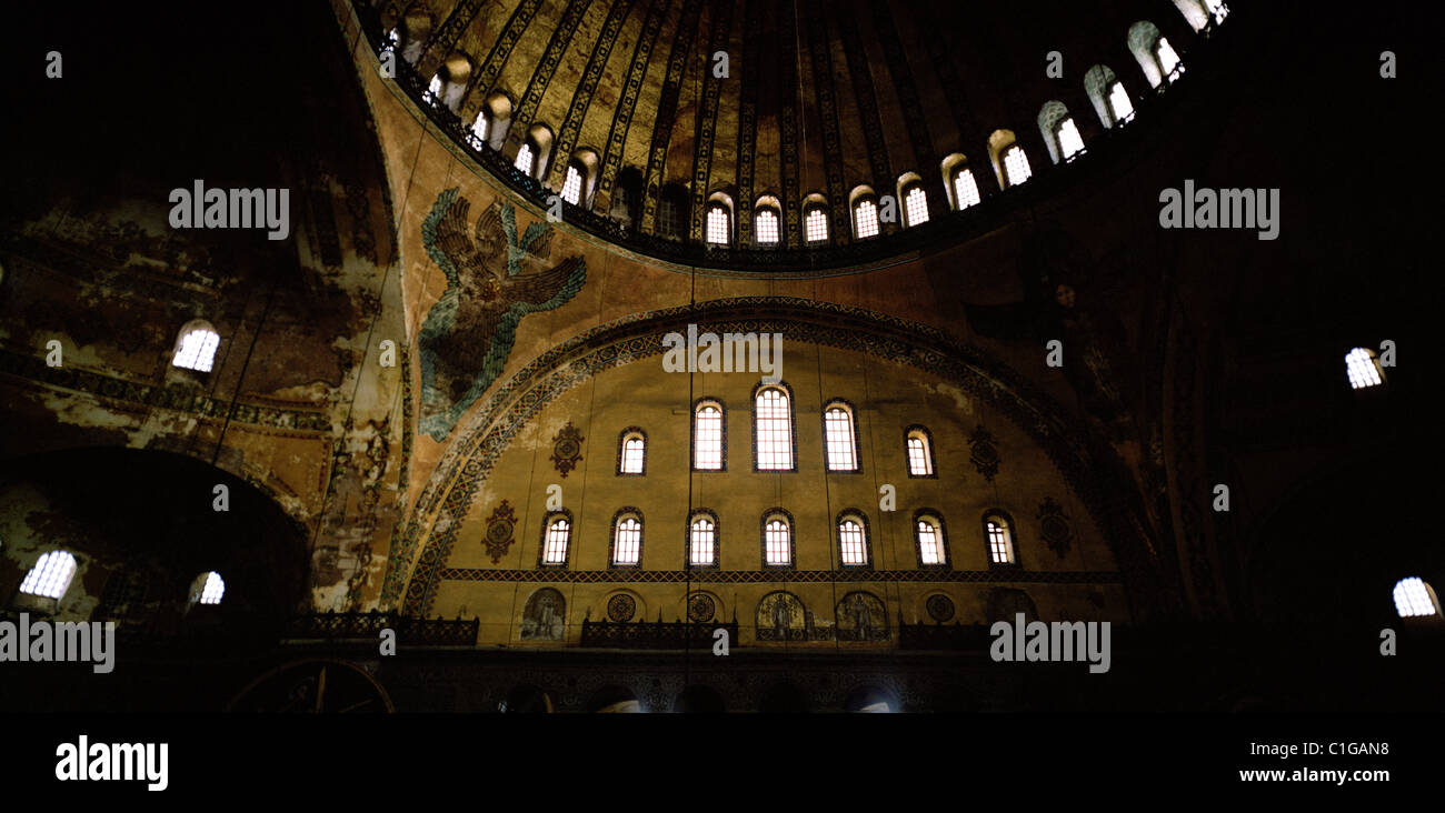 All'interno del Haghia Sophia ( Aya Sofya ) a Sultanhamet ad Istanbul in Turchia. Foto Stock