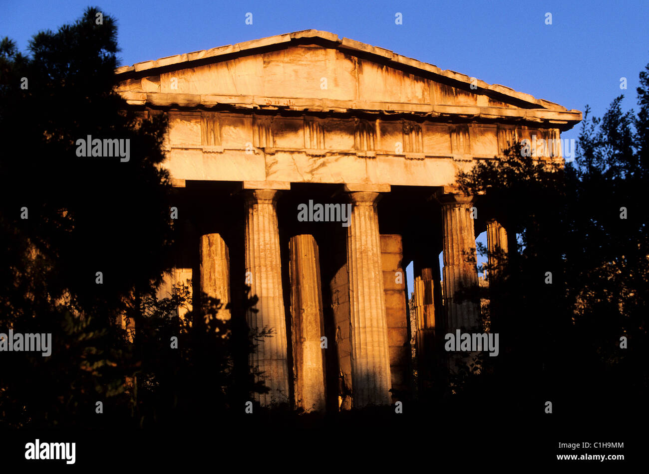 La Grecia, Atene, il Theseion (un quinto secolo A.C. tempio dorico) Foto Stock