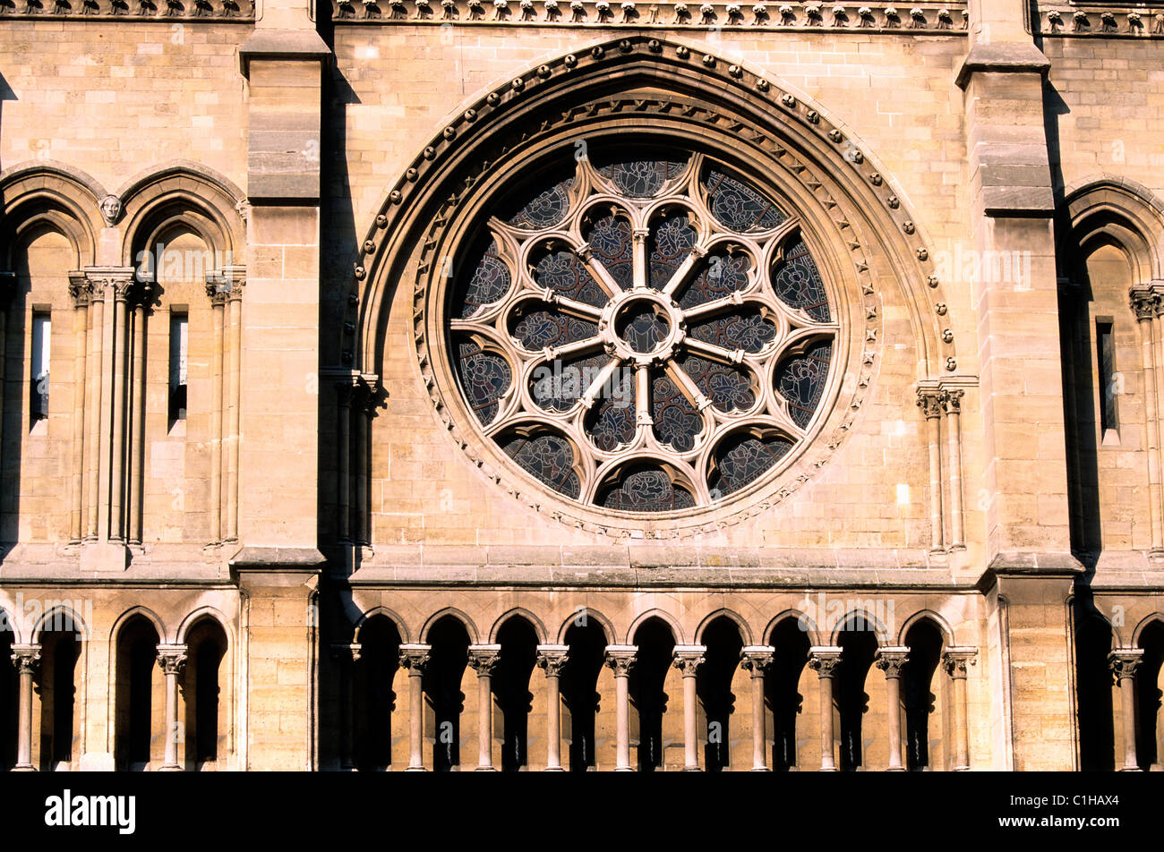 Francia, Parigi, rosone della chiesa di Saint Jean Baptiste de Belleville Foto Stock