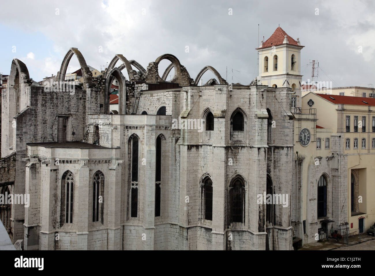 Igrejo do Carmo, gotica chiesa carmelitana nel Bairro Alto, Lisbona Foto Stock