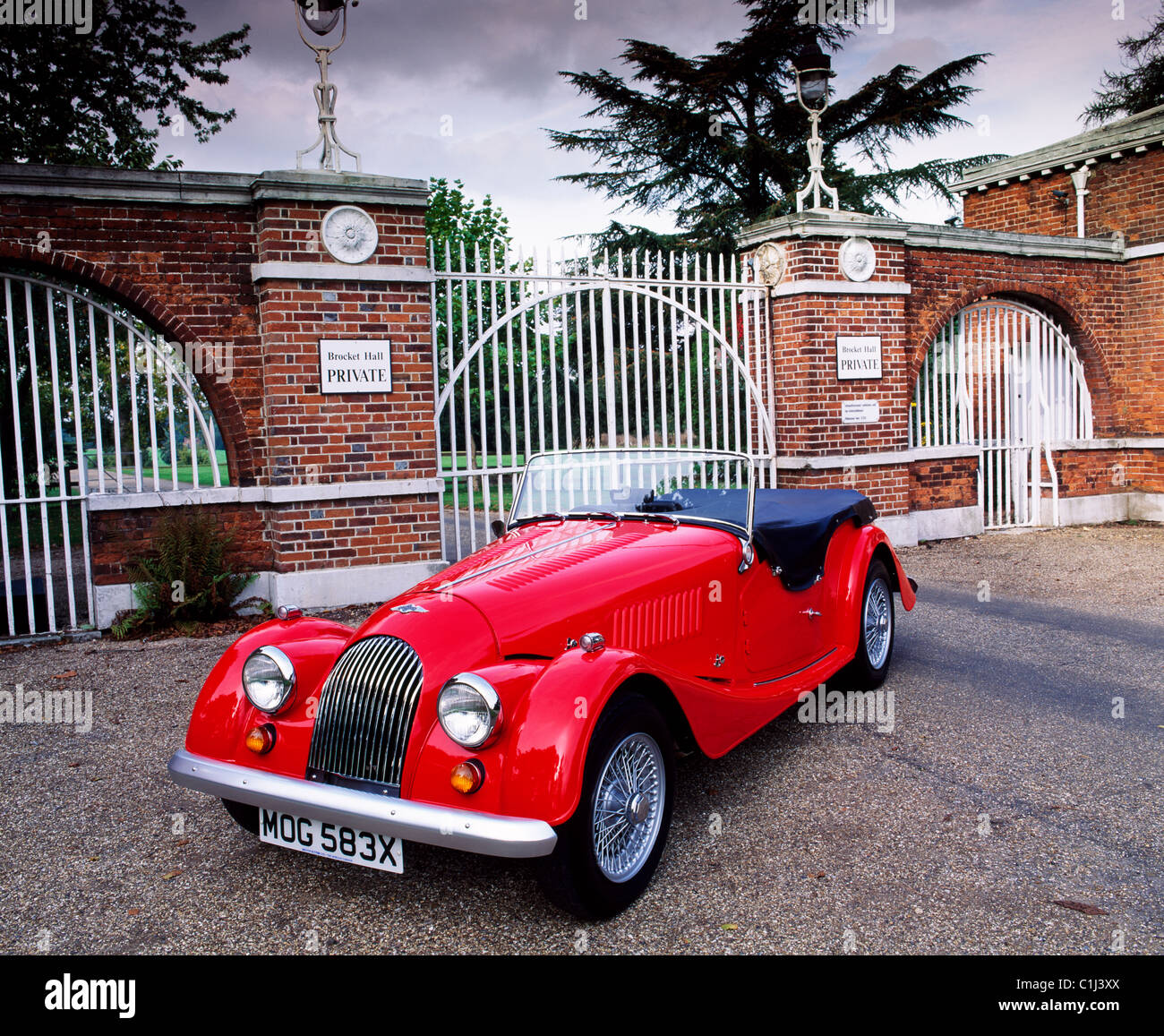 Morgan 4/4 quattro posti, 1982; uno degli ultimi 4/4 1600 le autovetture  Foto stock - Alamy