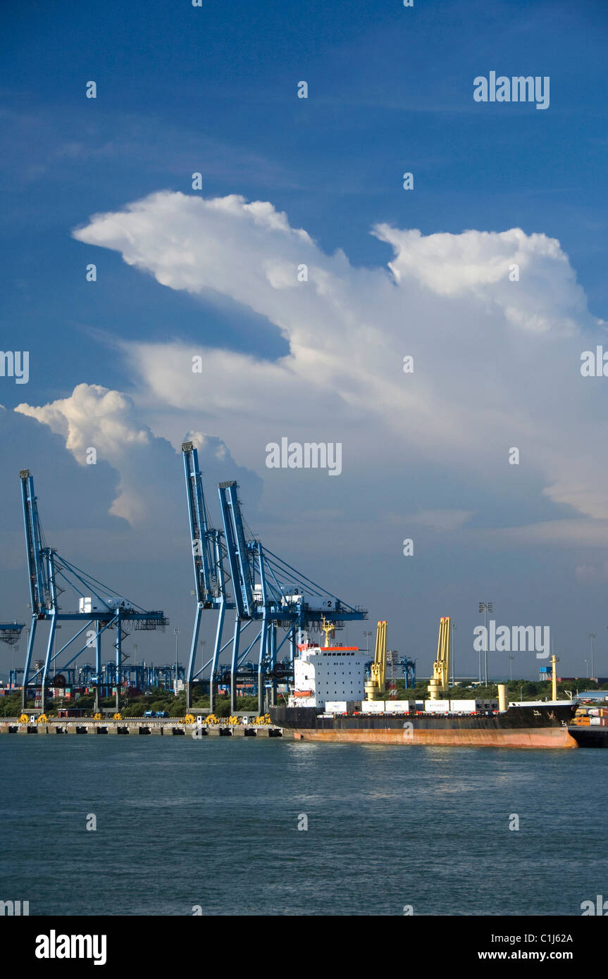 Malaysia, Stato di Selangor, Port Klang. Una delle principali compagnie città portuali in Malaysia, gateway a Kuala Lumpur. Foto Stock