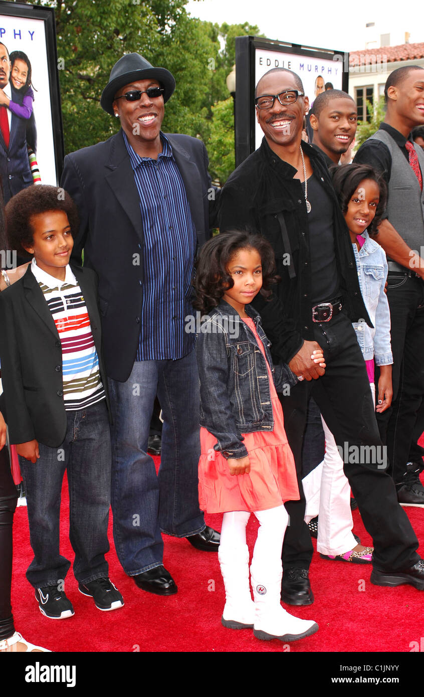 Arsenio Hall di Eddie Murphy Los Angeles Premiere di 'immaginare che" tenutasi presso il Teatro Paramount - arrivi Hollywood, Foto Stock