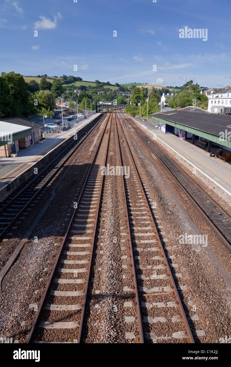 Dalla stazione ferroviaria della linea principale di Totnes sull'Exeter alla linea di Plymouth, Devon, Inghilterra, Regno Unito Foto Stock