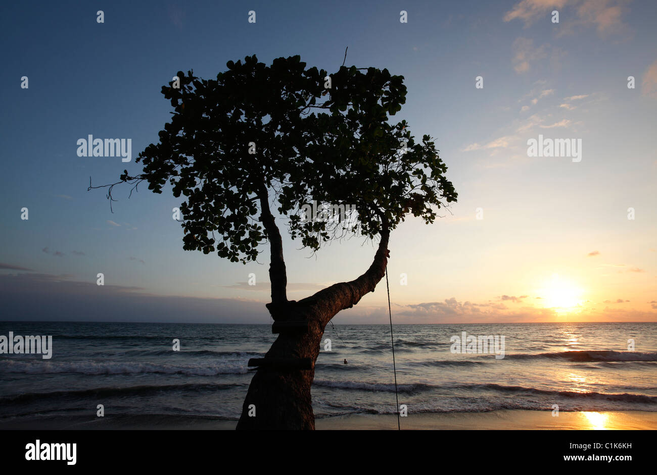 Tropical Beach SUNSET, Punta il Banco, Costa Rica Foto Stock