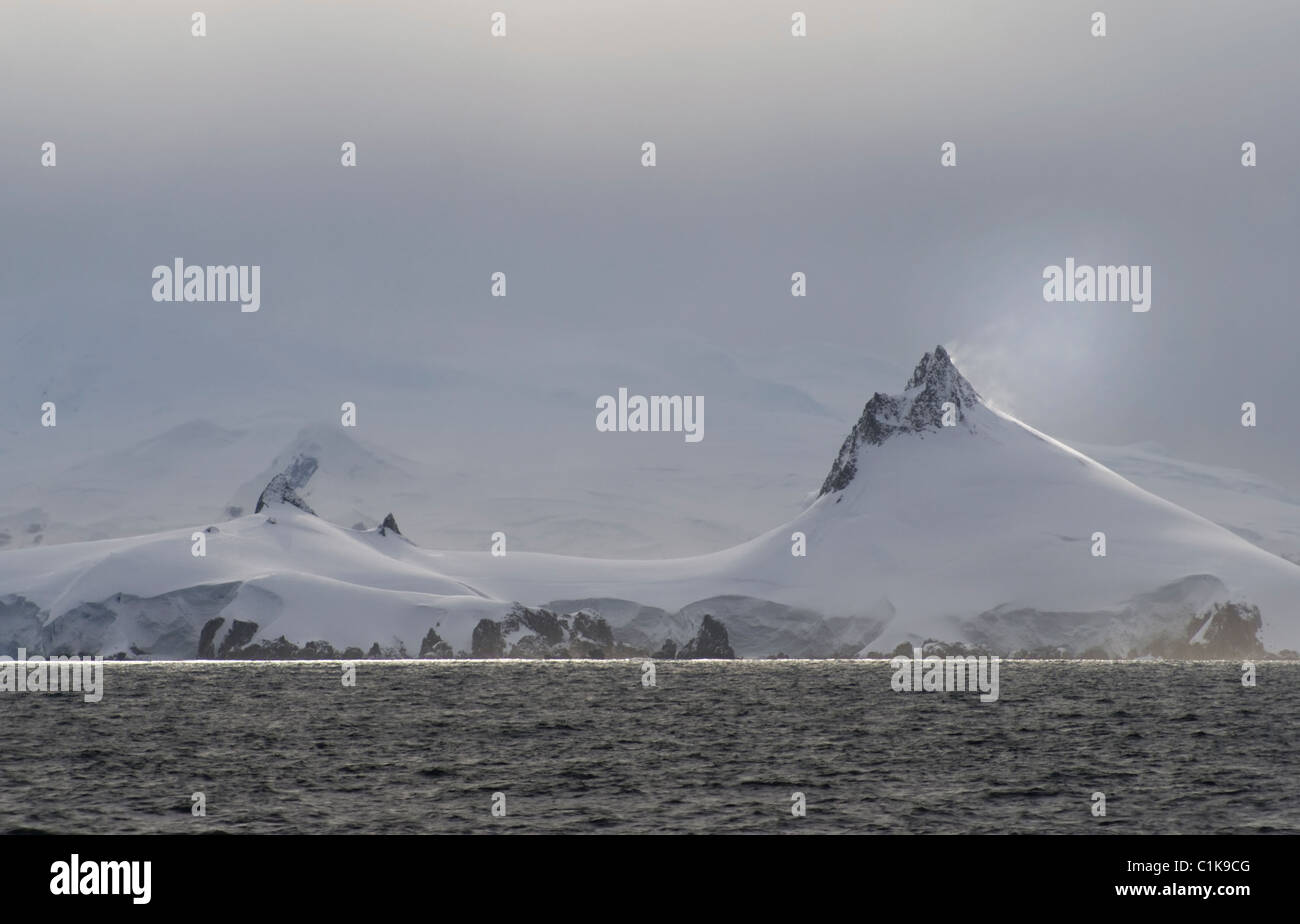 Montagne innevate in Antartide Foto Stock